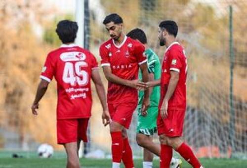 زنگ خطر برای مهاجمان پرسپولیس/گلزن قدبلند شگفتی تمرینات شد