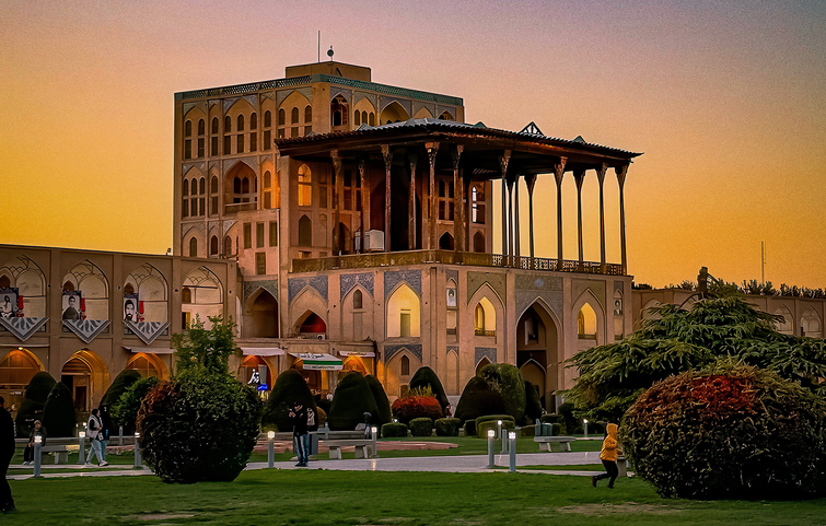  ایران؛ روایت ایستادگی و سربلندی / عکس