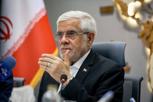  عارف: موضوع تنگه هرمز به زودی حل خواهد شد 