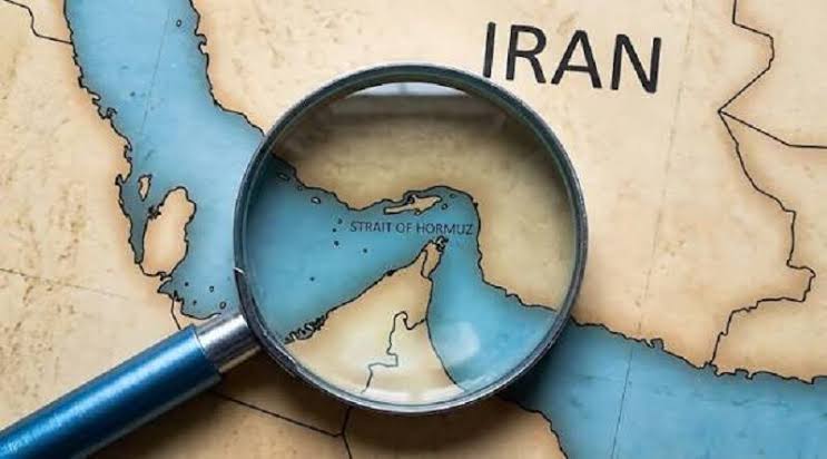 پاسخ حداد عادل به ترامپ