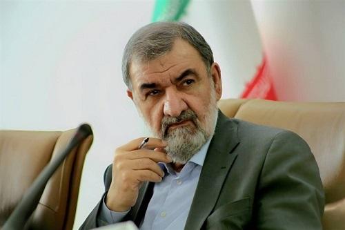 عکس/ دبیر شعام در لباس خادمی امام رئوف