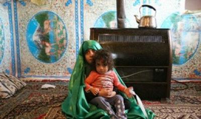 عکس/شفای دختر 11 ساله در پیاده روی زائران امام رضا(ع)