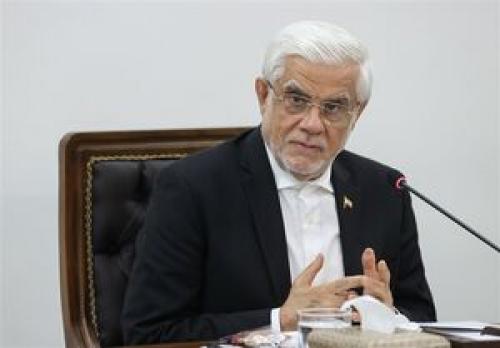 عارف: ماه‌های سیاهی در انتظار اقتصاد آمریکاست