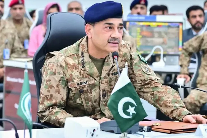  عاصم منیر، حاکم واقعی پاکستان شد؟ 