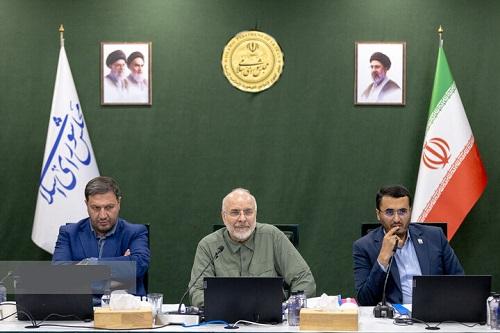 قالیباف: مدافع طرح مقابله با نفوذ هستم/ نمی‌توانیم کشور را قفل کنیم
