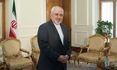 ظریف با نخست وزیر ژاپن دیدار و گفتگو کرد