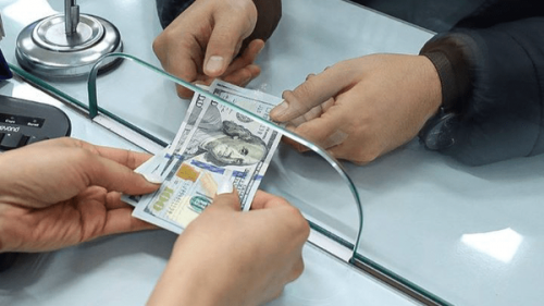 کمک به تأمین ارز و تقویت اقتصاد