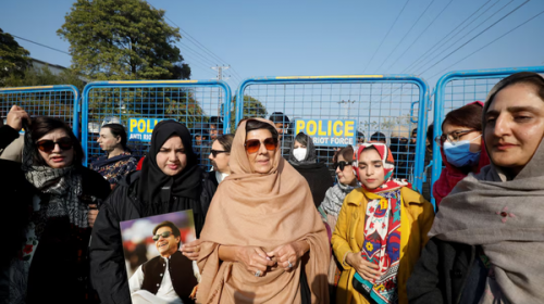 بازداشت خواهرعمران خان توسط پلیس