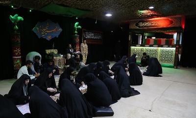 عکس/ بسته بندی هدایای مدافعان حرم 