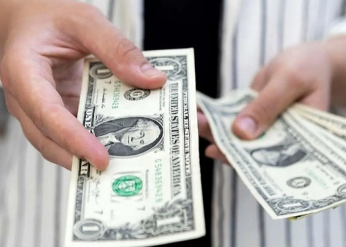  قیمت دلار امروز چهارشنبه ۸ مهر ۱۴۰۵ 