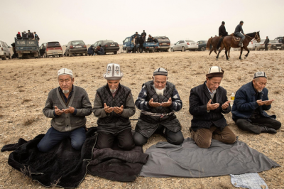  بازی سنتی اسب‌سواران قرقیزستان / عکس