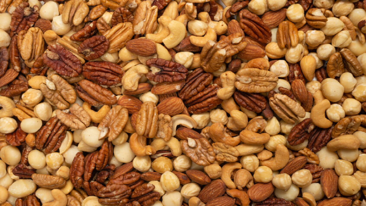  تأثیرمصرف آجیل  بر رژیم غذایی و بدن 