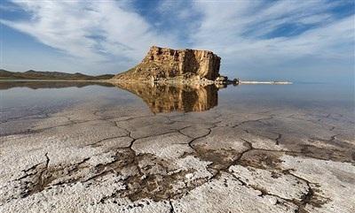 عکس/ مرگ تدریجی دریاچه ارومیه 