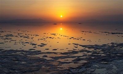عکس/ مرگ تدریجی دریاچه ارومیه 