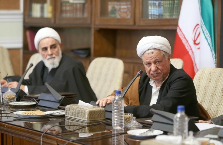هاشمی رفسنجانی بعد از 30 سال، همچنان به دنبال نشستن بر صندلی ریاست مجمع تشخیص/ آیا تغییر ناگهانی رییس ستاد کل نیروهای مسلّح در انتظار رییس مجمع تشخیص هم خواهد بود؟