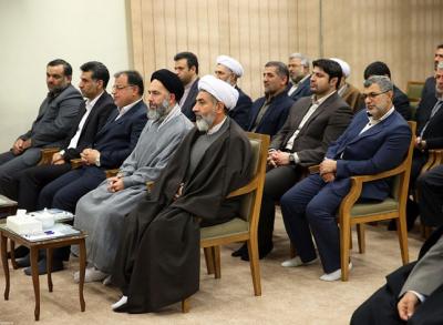 عکس/ دیدار اعضای ستاد بزرگداشت شهدای استان گلستان با رهبر انقلاب 