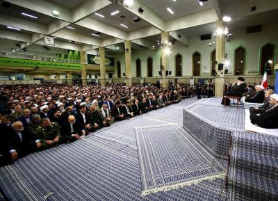 عکس/ دیدار رهبر انقلاب با مسئولان نظام و میهمانان کنفرانس وحدت اسلامى‌