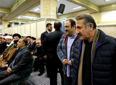 عکس/ دیدار رهبر انقلاب با مسئولان نظام و میهمانان کنفرانس وحدت اسلامى‌