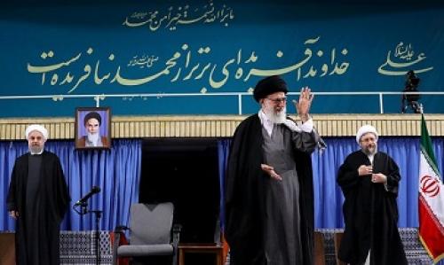 عکس/ دیدار رهبر انقلاب با مسئولان نظام و میهمانان کنفرانس وحدت اسلامى‌