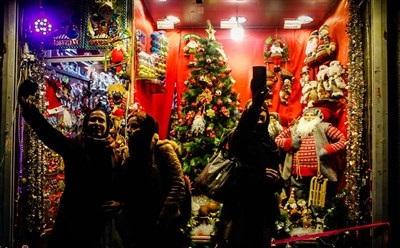 عکس/ خرید سال نو میلادی در تهران 
