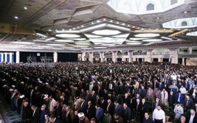 عکس/ نماز جمعه دهم تهران به امامت آیت‌الله موحدی‌کرمانی