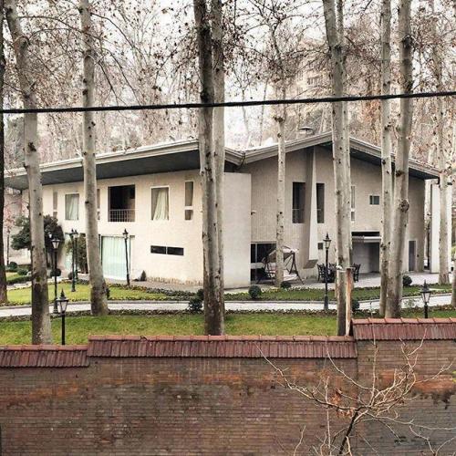 اثری با آوازه جهانی در خطر تخریب/اهمال نهادهای متولی میراث فرهنگی در ماجرای «ویلا نمازی»