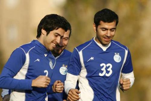 تیرخلاص به منصوریان :بمب جنجالی نیم فصل منصوریان خنثی شد/رد بالاترین پیشنهاد استقلال به شاه ماهی لیگ برتر/جایگزین بازیکن جنجالی ابی پوش ازاروپا