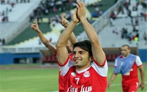 موشک پرسپولیس منفجرشد:اولین ستاره نیم فصل لیگ رسما پرسپولیسی شد/بازیکن جنجالی لیگ برتراولین خرید جنجالی برانکو/لیست خرید طوفانی برانکو درنیم فصل
