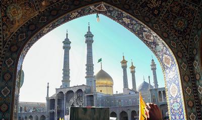 عکس/ تشییع پیکر مطهر ۴ شهید مدافع حرم در قم
