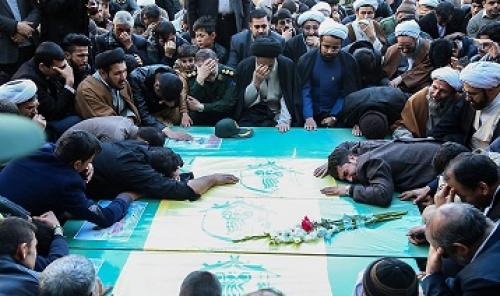 عکس/ تشییع پیکر مطهر ۴ شهید مدافع حرم در قم