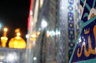 عکس/ حال و هوای شب میلاد امام حسن عسکری(ع) در حرم رضوی 
