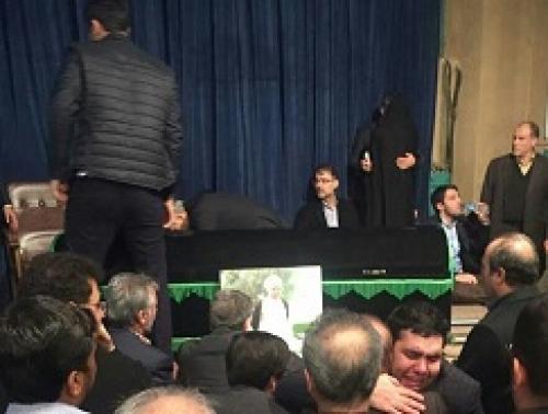 رئیس دفتر مقام معظم رهبری در پی درگذشت آیت‌الله هاشمی رفسنجانی، در حسینیه جماران حضور یافت.