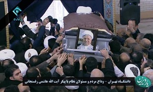 عکس/وداع با آیت الله هاشمی به سوی آرامگاه ابدی 