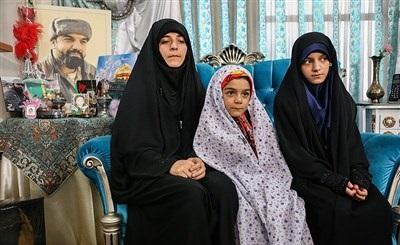 عکس/ شهید جاویدالاثر مرتضی کریمی و جشن تولدش