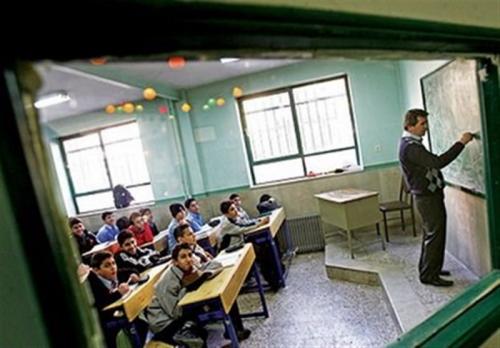 بود جه ی20میلیاردی تا پایان هفته به مدارس می‌رسد/واریز۳۰ میلیارد تومان بابت بدهی آب و برق مدارس