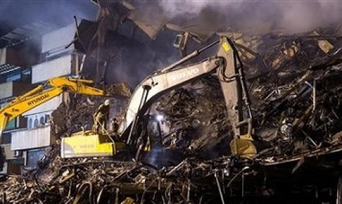 عکس/ ساختمان پلاسکو و عملیات آوار برداری