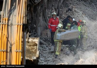 عکس/پیکر آتش نشانان در روز هفتم حادثه پلاسکو 