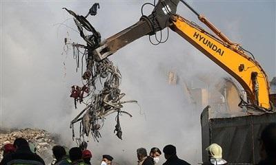 عکس/پیکر آتش نشانان در روز هفتم حادثه پلاسکو 