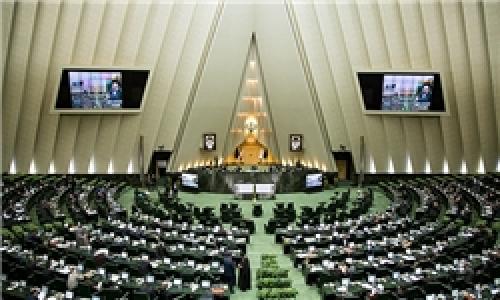 لاریجانی:گزارش ملی از حادثه پلاسکو تهیه شود/قالیباف:با گذشت 2 سال هنوز نتوانستیم حکم علاءالدین را اجرا کنیم/رحمانی‌فضلی:شهرداری و آتش‌نشانی 7 اخطار به پلاسکو داده بودند