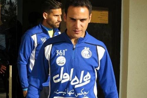 لحظاتی پیش بمب خبری پرسپولیس منفجرشد:ستاره جنجالی و اقای گل استقلال رسما پرسپولیسی شد/تیرخلاص برپیکر منصوریان واستقلال/بمب پرحاشیه استقلال در پرسپولیس منفجرشد/فوری