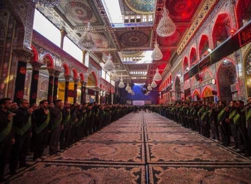 عکس/ عزای فاطمیه خادمین حرم حضرت ابوالفضل و امام حسین(ع) 