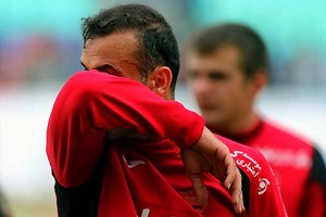 واکنش تندستاره جنجالی پرسپولیس به یک شایعه بزرگ!:جنجال در باشگاه پرسپولیس بالا گرفت/اخراج ستاره جنجالی پرسپولیس درباشگاه 