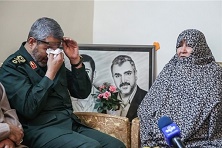 واکنش مادر شهید وقتی خبر پیداشدن پسرش را شنید