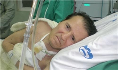 حال احمد عزیزی وخیم شد 