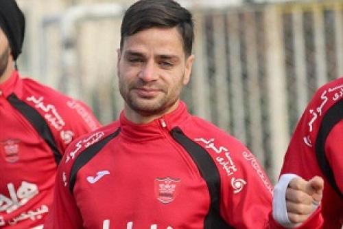 خبری که لحظاتی پیش از پرسپولیس منتشرشد:جدایی دوستاره جنجالی پرسپولیس درفصل بعد قطعی شد/مذاکرات پنهانی ستارگان قرمز وابی برای فصل بعد/شاه ماهی استقلال درچندقدمی سرخ پوشان