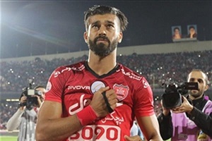 خبر جنجالی ازاستقلال منتشر شد:دومین بمب  جنجالی پرسپولیس رسما ابی پوش شد/شاه ماهی نقل وانتقالات سرخ پوشان درترکیب استقلال/ستاره جنجالی سرخ پوش رسما با استقلال قرارداد امضا کرد
