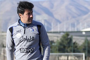 خبر بدبه هوادران استقلال:جدایی اقای گل استقلال ازباشگاه قطعی شد/دیگر طاقتم در استقلال به پایان رسیده بود/مذاکرات بازیکن جنجالی استقلال با سرخ پوشان