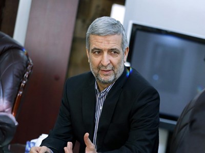سعودی‌ها از ۲۰۰۳ مستقیما در برابر رای مردم عراق ایستاده‌اند/عراقی‌ها همگرایی امروز پارلمان و دولت را غنیمت بشمارند