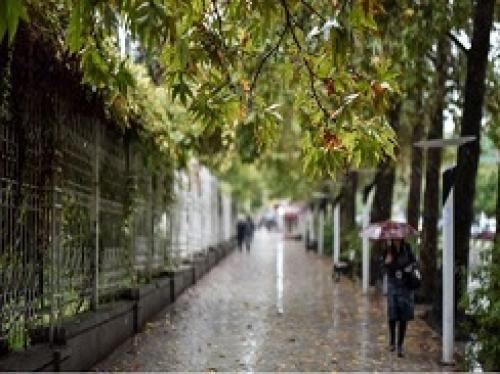 هوای ایران در لحظه ی تحویل سال بارانی است