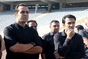 درگیری اقای فوتبال ایران با کی روش:درخواست کی روش شرم آور است /آقای نکونام به حرف هایم رسیدی؟! /واکنش تند به پیشنهاد کی روش